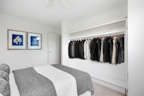 278 Ross Haven Drive, Fort Mcmurray, AB - Indoor Photo Showing Other Room
