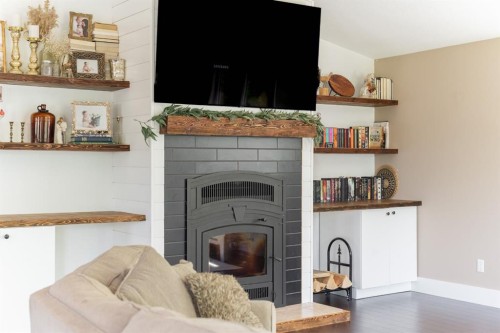 336 Ermine Crescent, Fort Mcmurray, AB - Indoor With Fireplace