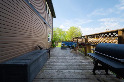 336 Ermine Crescent, Fort Mcmurray, AB - Outdoor With Deck Patio Veranda With Exterior