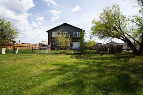 336 Ermine Crescent, Fort Mcmurray, AB - Outdoor