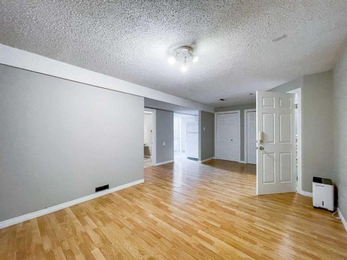 188 Blanchett Road, Fort Mcmurray, AB - Indoor Photo Showing Other Room