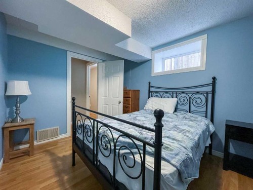 188 Blanchett Road, Fort Mcmurray, AB - Indoor Photo Showing Bedroom