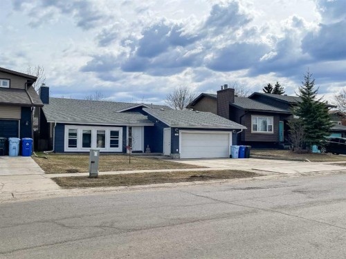 188 Blanchett Road, Fort Mcmurray, AB - Outdoor With Facade