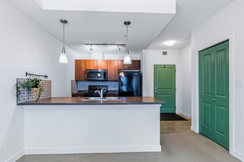 108-136B Sandpiper Road, Fort Mcmurray, AB - Indoor Photo Showing Kitchen With Double Sink