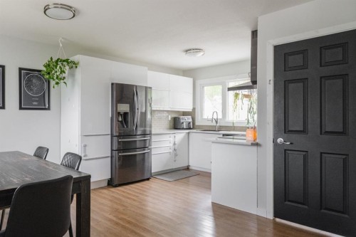 49 Centennial Drive, Fort Mcmurray, AB - Indoor