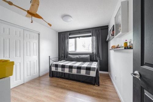 49 Centennial Drive, Fort Mcmurray, AB - Indoor Photo Showing Bedroom