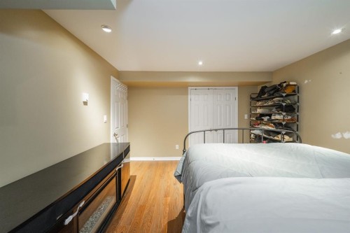 49 Centennial Drive, Fort Mcmurray, AB - Indoor Photo Showing Bedroom
