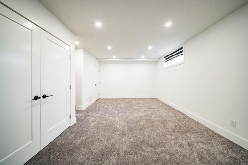 604 Athabasca Avenue, Fort Mcmurray, AB - Indoor Photo Showing Other Room