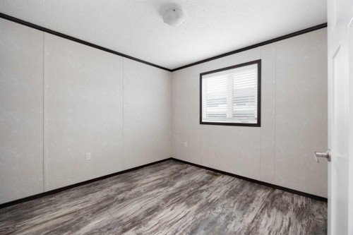 725 Beacon Hill Drive, Fort Mcmurray, AB - Indoor Photo Showing Other Room
