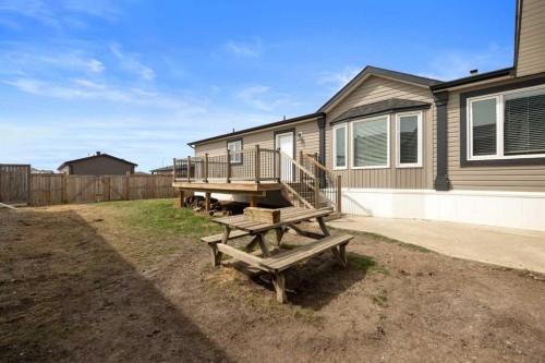 725 Beacon Hill Drive, Fort Mcmurray, AB - Outdoor