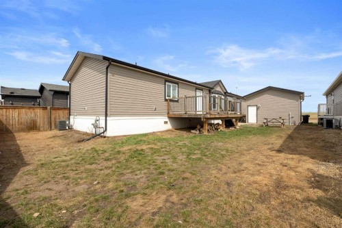 725 Beacon Hill Drive, Fort Mcmurray, AB - Outdoor With Exterior