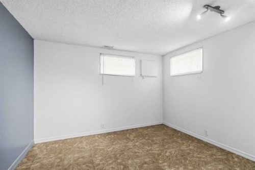 202 Bird Crescent, Fort Mcmurray, AB - Indoor Photo Showing Other Room
