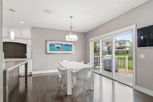 112 Dixon Road, Fort Mcmurray, AB - Indoor Photo Showing Dining Room