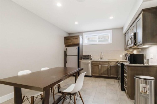 112 Dixon Road, Fort Mcmurray, AB - Indoor