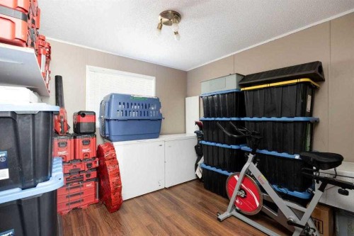 120 Hunter Street, Fort Mcmurray, AB - Indoor Photo Showing Other Room