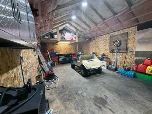 120 Hunter Street, Fort Mcmurray, AB - Indoor