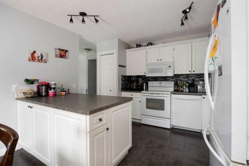 110 Bird Crescent, Fort Mcmurray, AB 