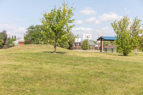 110 Bird Crescent, Fort Mcmurray, AB - Outdoor