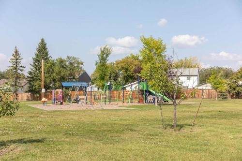 110 Bird Crescent, Fort Mcmurray, AB - Outdoor