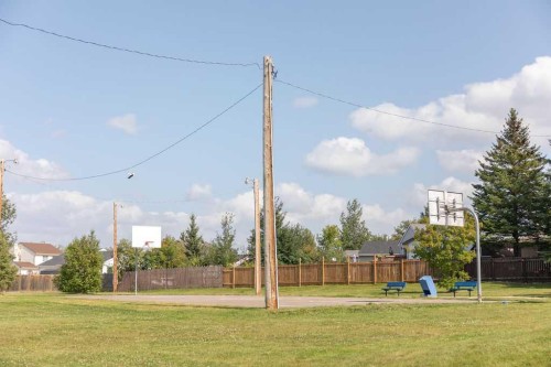 110 Bird Crescent, Fort Mcmurray, AB - Outdoor