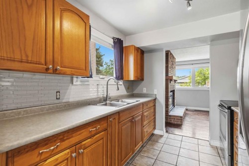 114 A Windsor Drive, Fort Mcmurray, AB 
