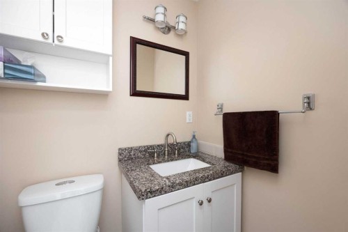 117 Goodwin Place, Fort Mcmurray, AB - Indoor Photo Showing Bathroom