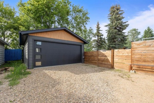 28 Alberta Drive, Fort Mcmurray, AB 