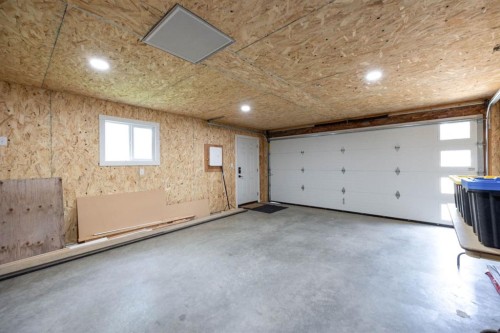 28 Alberta Drive, Fort Mcmurray, AB 
