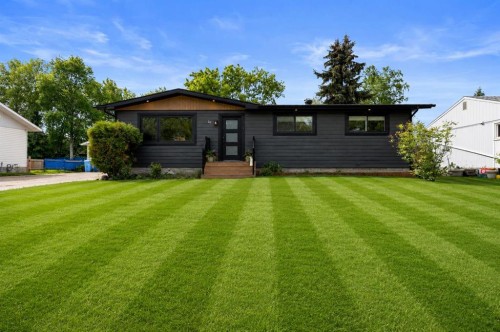 28 Alberta Drive, Fort Mcmurray, AB 