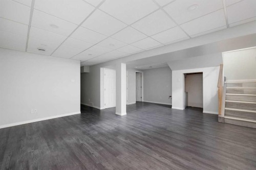 105 Hill Drive, Fort Mcmurray, AB - Indoor Photo Showing Other Room
