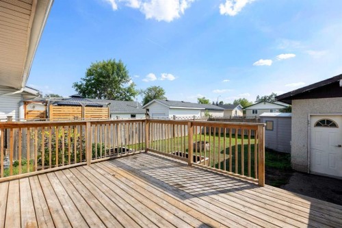 105 Hill Drive, Fort Mcmurray, AB - Outdoor With Deck Patio Veranda With Exterior