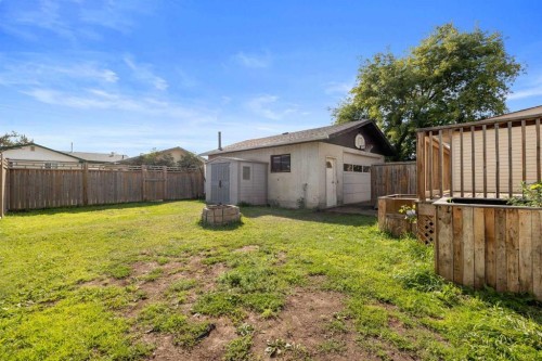 105 Hill Drive, Fort Mcmurray, AB - Outdoor
