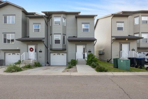 25-120 Warren Way  Fort Mcmurray, AB T9H 5J4