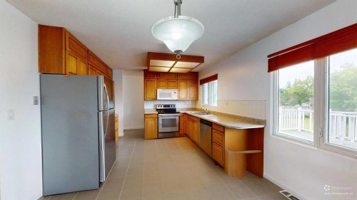 55 Centennial Drive, Fort Mcmurray, AB 