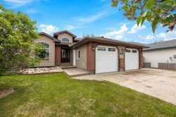 104 Avery Bay Fort Mcmurray, AB T9J 1B1