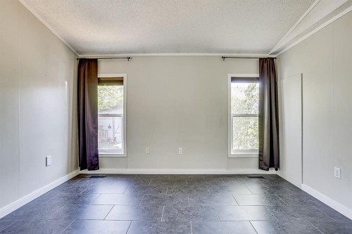 132 Gregoire Crescent, Fort Mcmurray, AB - Indoor Photo Showing Other Room