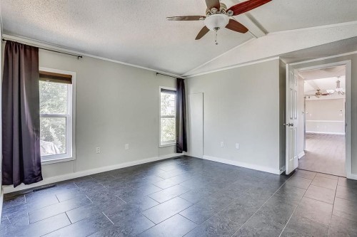 132 Gregoire Crescent, Fort Mcmurray, AB - Indoor Photo Showing Other Room