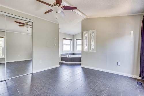 132 Gregoire Crescent, Fort Mcmurray, AB - Indoor Photo Showing Other Room
