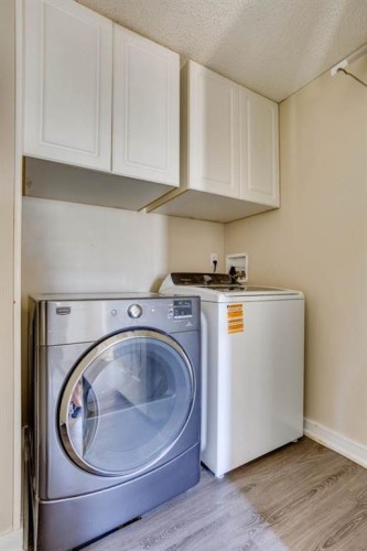 132 Gregoire Crescent, Fort Mcmurray, AB - Indoor Photo Showing Laundry Room