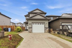 179 Aldergrove Avenue Fort Mcmurray, AB T9J 1E6