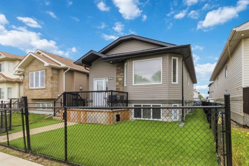 229 Rainbow Creek Drive  Fort Mcmurray, AB T9K 0G1