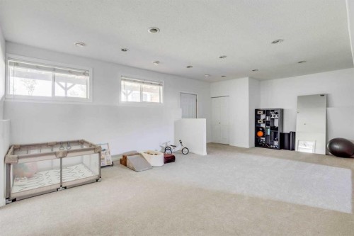 176 Burton Place, Fort Mcmurray, AB - Indoor Photo Showing Other Room