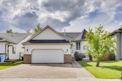 176 Burton Place Fort Mcmurray, AB T9K 1V4