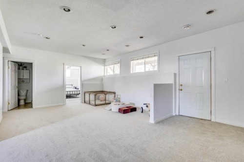 176 Burton Place, Fort Mcmurray, AB - Indoor Photo Showing Other Room