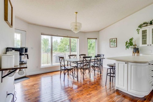176 Burton Place, Fort Mcmurray, AB - Indoor Photo Showing Dining Room
