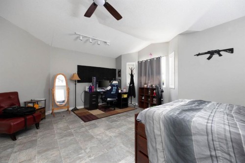 227 Warren Road, Fort Mcmurray, AB 