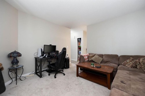 227 Warren Road, Fort Mcmurray, AB 