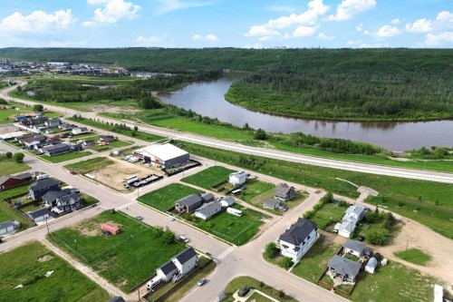 7204 Bulyea Avenue, Fort Mcmurray, AB 