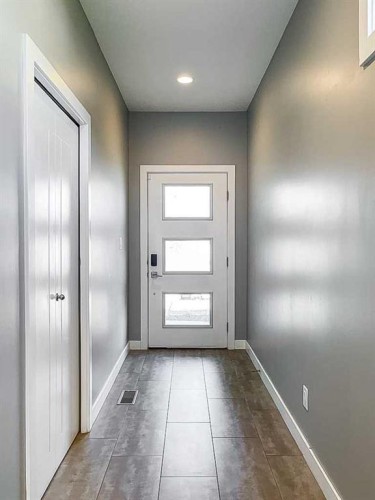 210 Athabasca Avenue, Fort Mcmurray, AB - Indoor Photo Showing Other Room