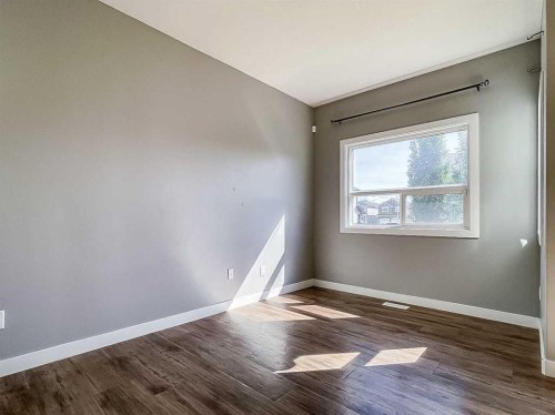 210 Athabasca Avenue, Fort Mcmurray, AB - Indoor Photo Showing Other Room